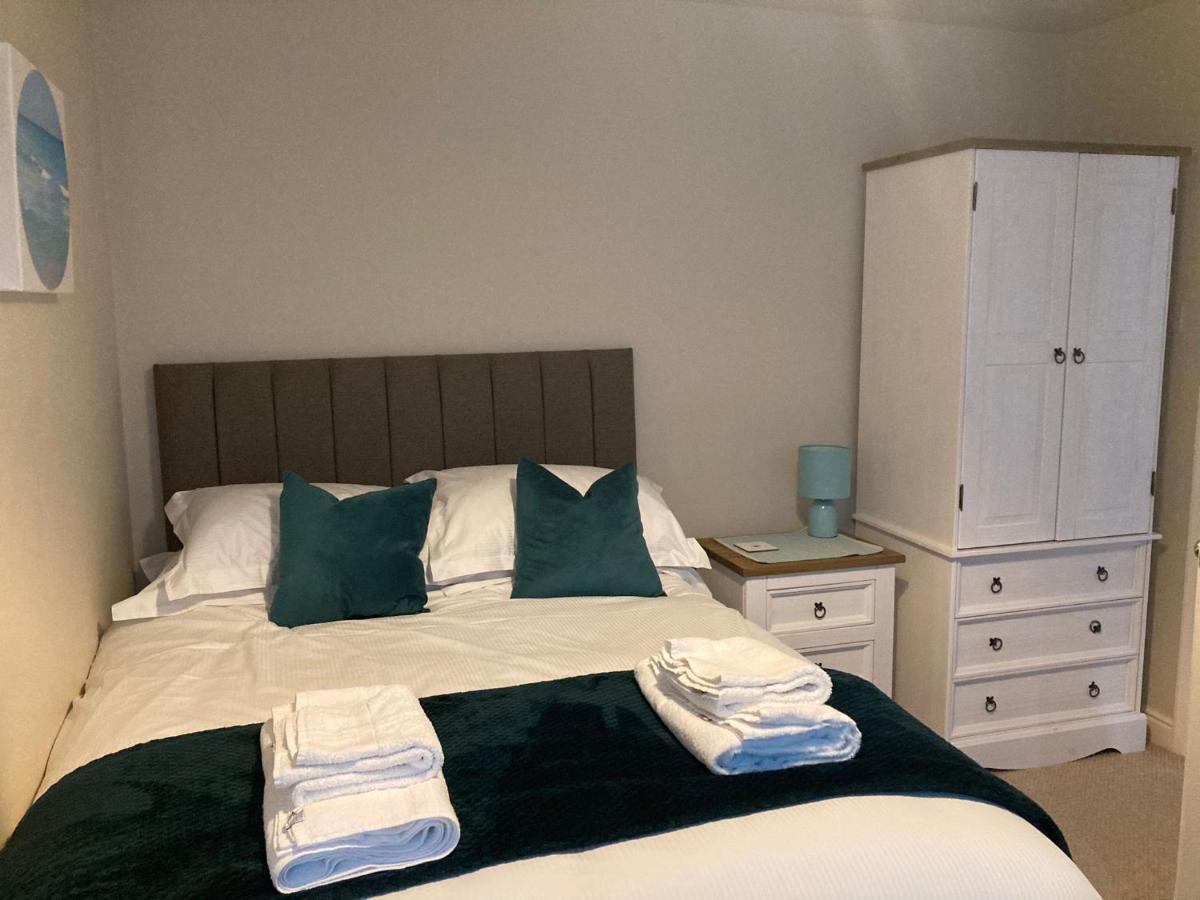 27 Princess Royal - 1st Floor 3 Bed Apartment